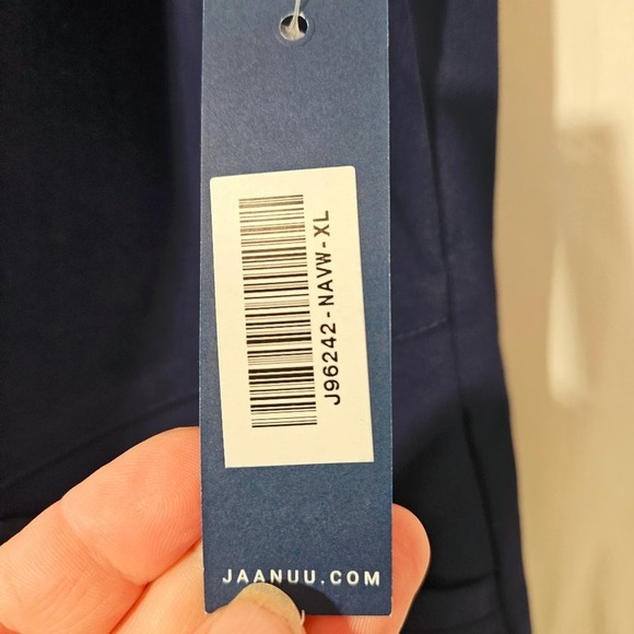 Jaanuu XL Scrub Top V-Neck 2 Pocket  NWT Nurse Veterinarian Navy Medical XL - Picture 4 of 5